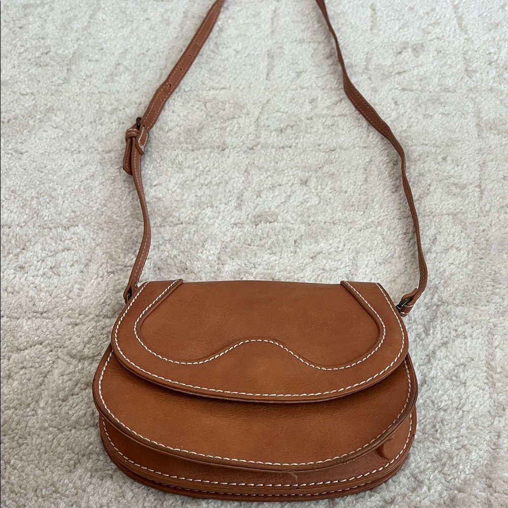 Universal Thread Brown Crossbody Bag - Picture 2 of 8